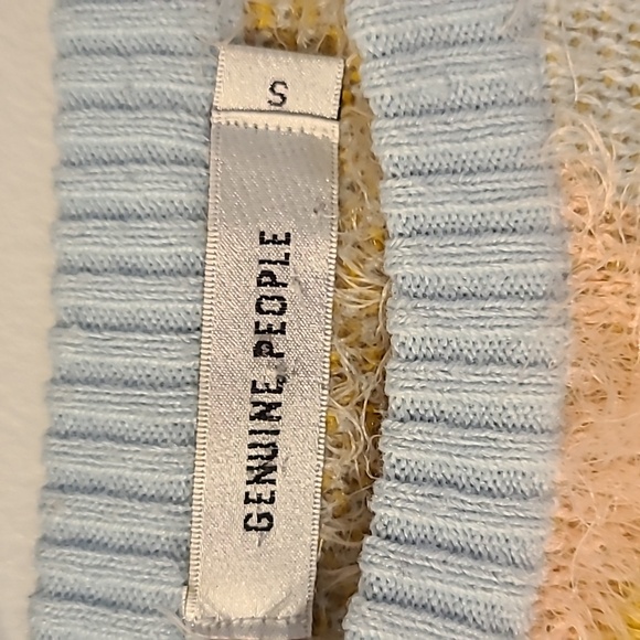 Genuine People Blue and Yellow Crew Neck Sweater - Picture 3 of 7